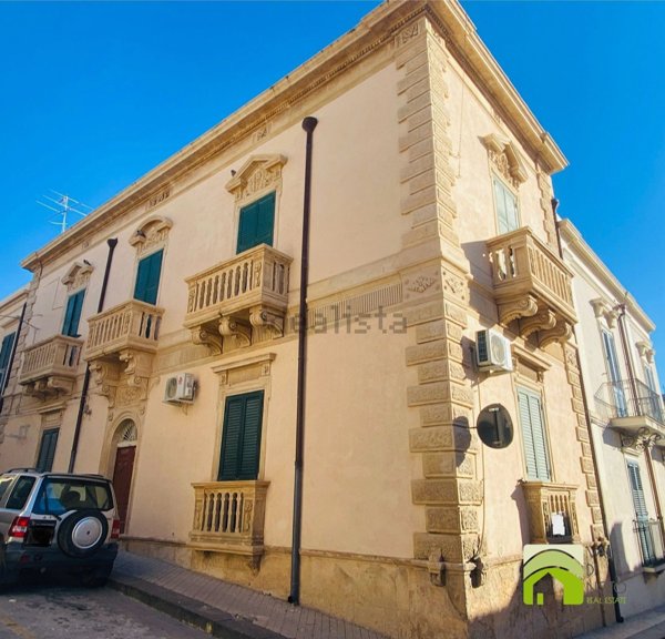 casa indipendente in vendita a Noto