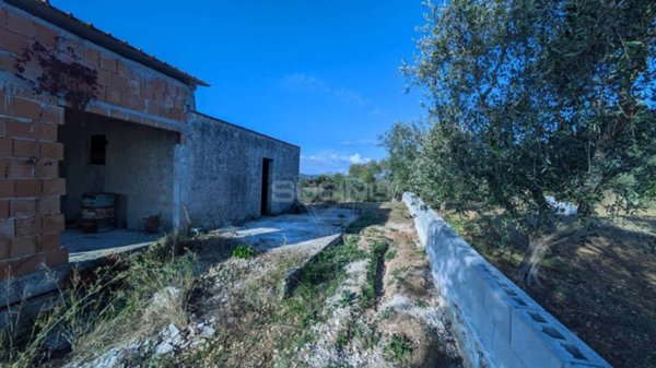 casa indipendente in vendita a Noto