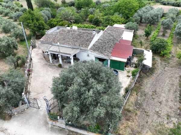 casa indipendente in vendita a Noto