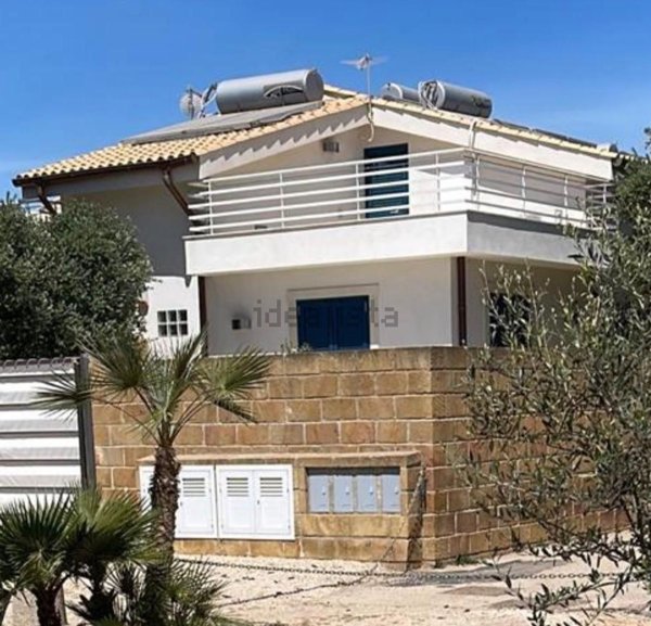 casa indipendente in vendita a Noto in zona Calabernardo