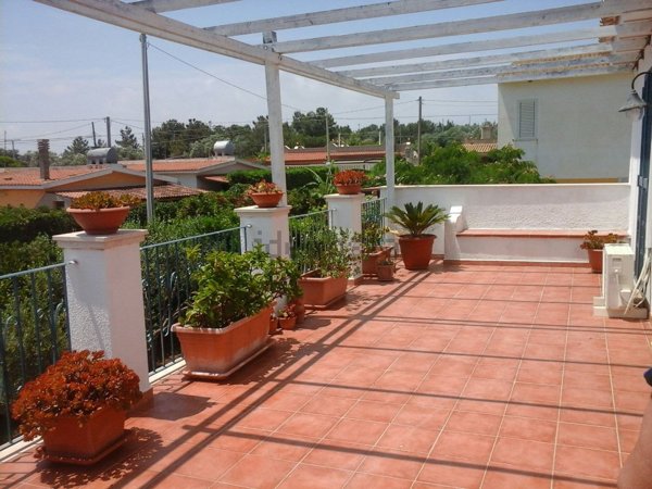 casa indipendente in vendita a Noto