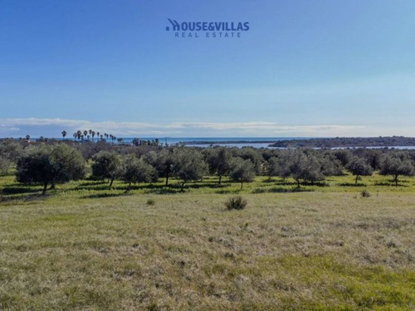 casa indipendente in vendita a Noto in zona Vendicari