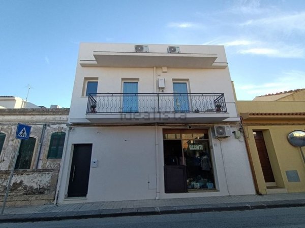 casa indipendente in vendita a Noto