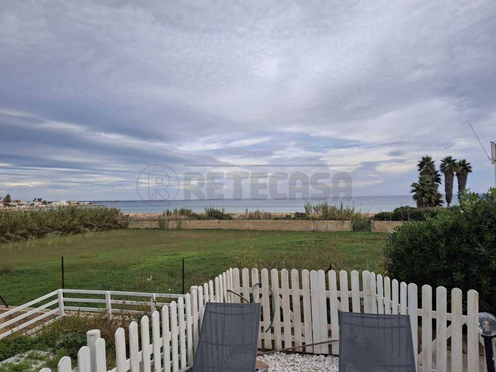 casa indipendente in vendita a Noto in zona Calabernardo