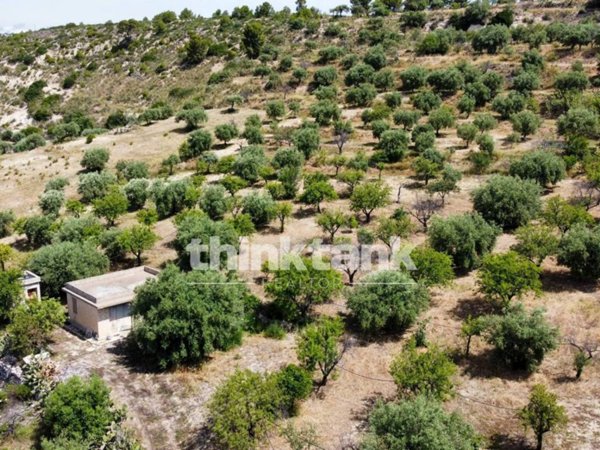 casa indipendente in vendita a Noto