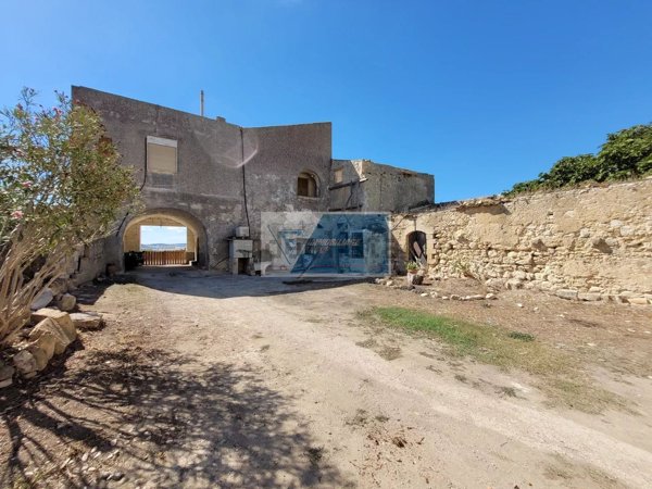 casale in vendita a Noto