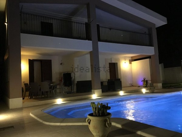 casa indipendente in vendita a Noto in zona San Corrado di Fuori