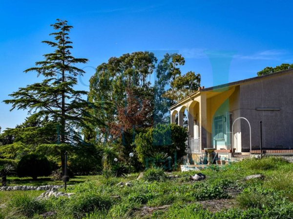 casa indipendente in vendita a Noto