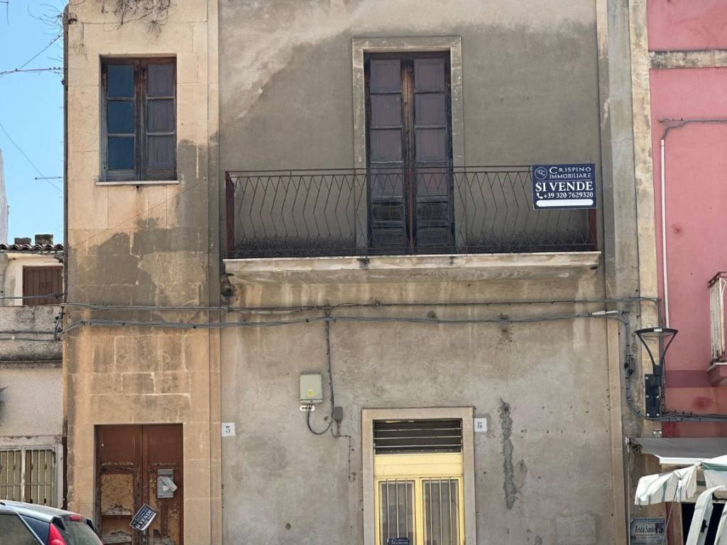casa indipendente in vendita a Noto