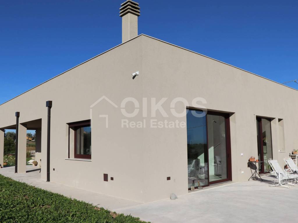 casa indipendente in vendita a Noto in zona Vendicari