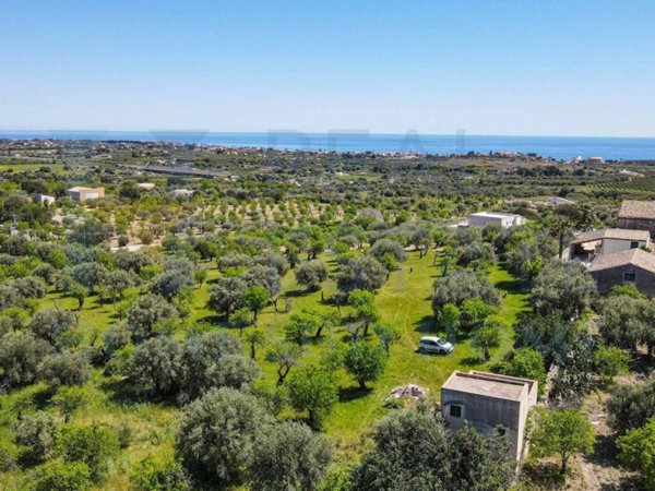 casa indipendente in vendita a Noto