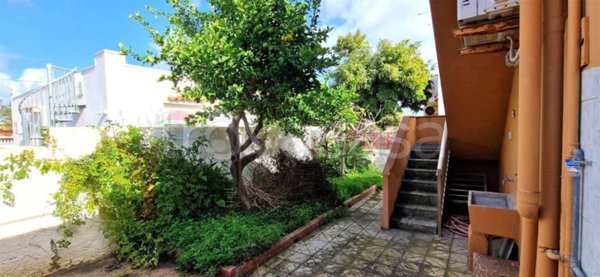 casa indipendente in vendita a Noto