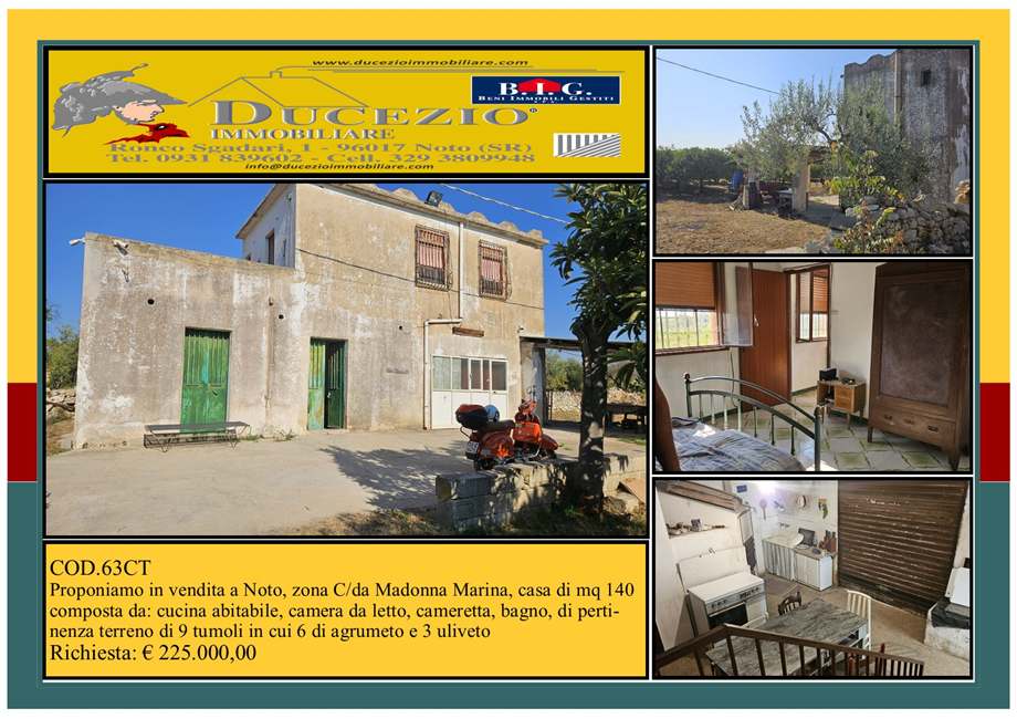 casa indipendente in vendita a Noto in zona Madonna Marina