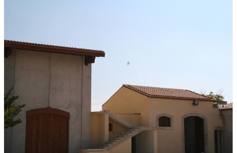 negozio in vendita a Noto