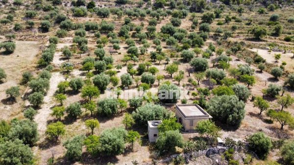 casa indipendente in vendita a Noto