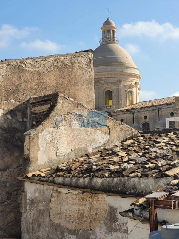 casa indipendente in vendita a Noto