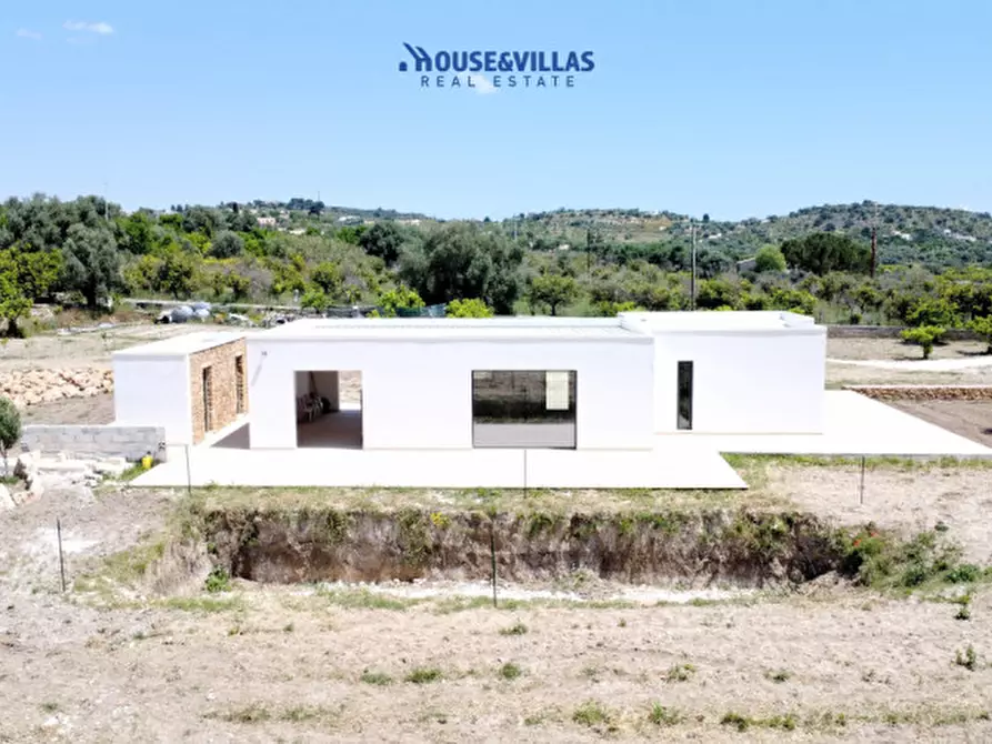 casa indipendente in vendita a Noto