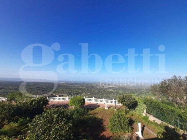 casa indipendente in vendita a Noto