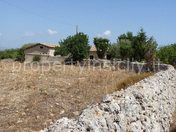 terreno agricolo in vendita a Noto in zona San Lorenzo