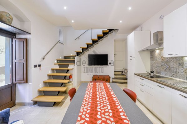 casa semindipendente in vendita a Noto