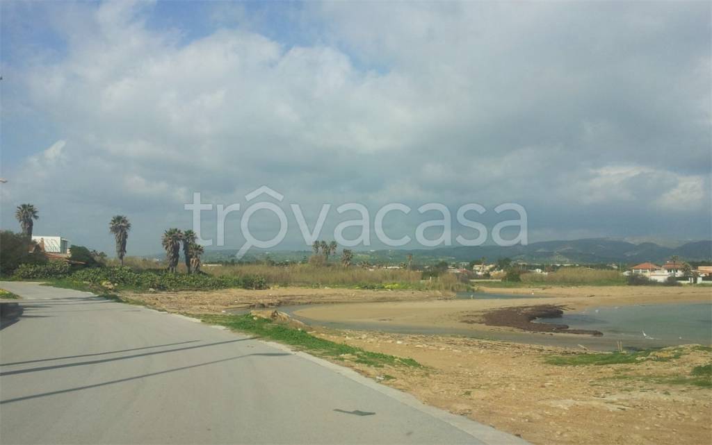 casa indipendente in vendita a Noto in zona Calabernardo