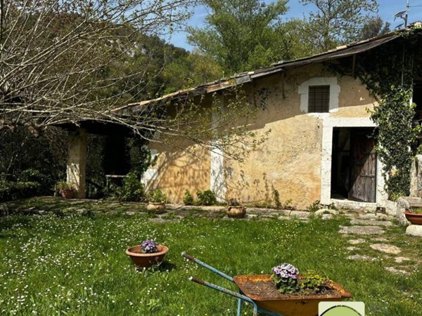 casa indipendente in vendita a Noto