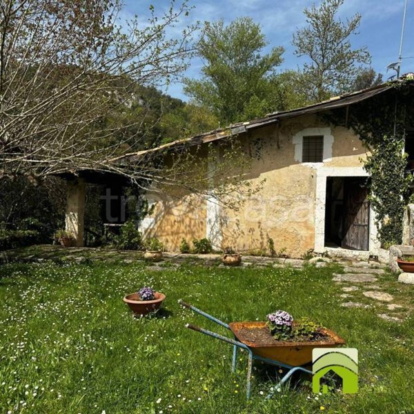 casa indipendente in vendita a Noto