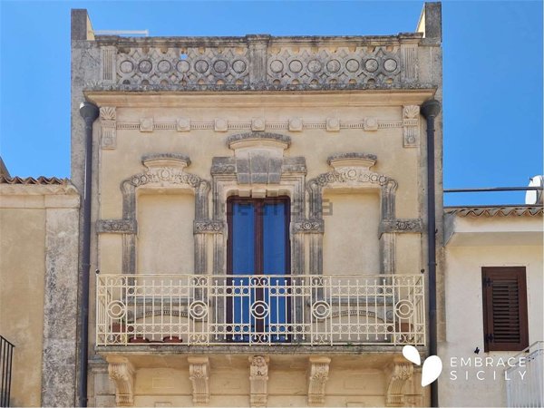 casa indipendente in vendita a Noto