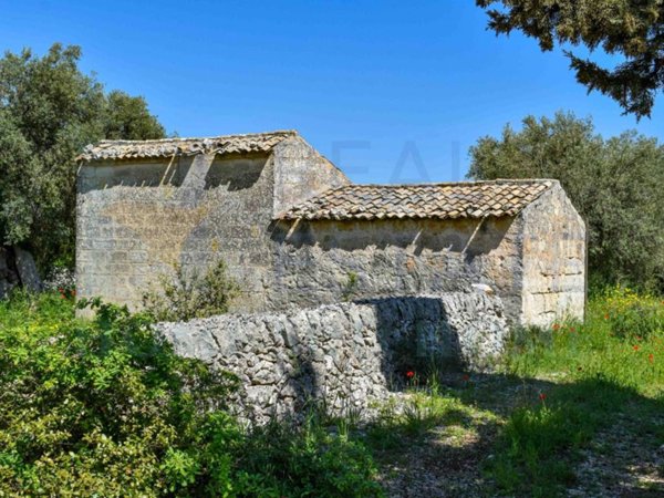 casa indipendente in vendita a Noto