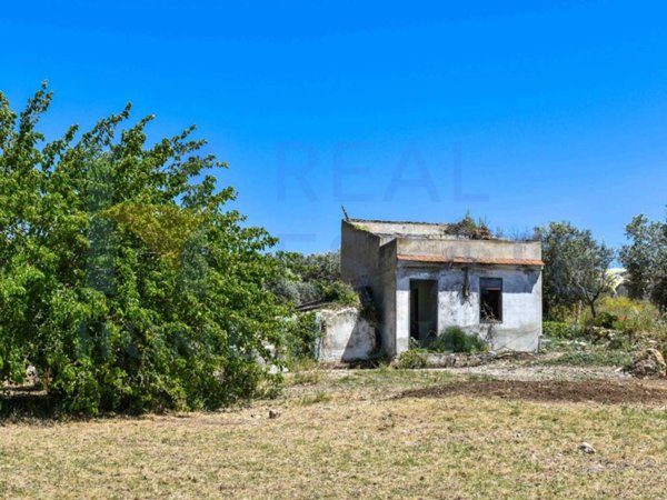casa indipendente in vendita a Noto