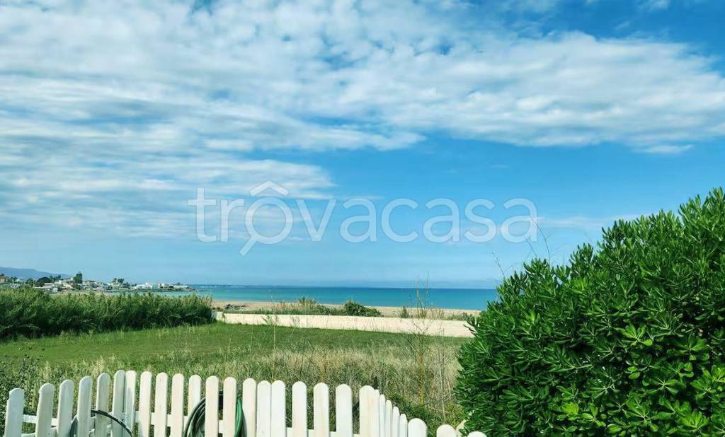 casa indipendente in vendita a Noto in zona Vendicari
