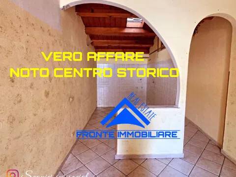casa indipendente in vendita a Noto