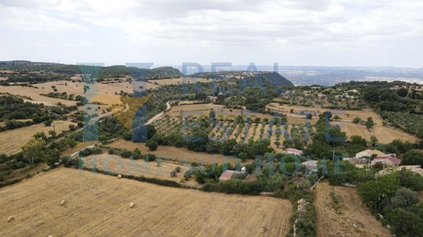 appartamento in vendita a Noto in zona Rigolizia