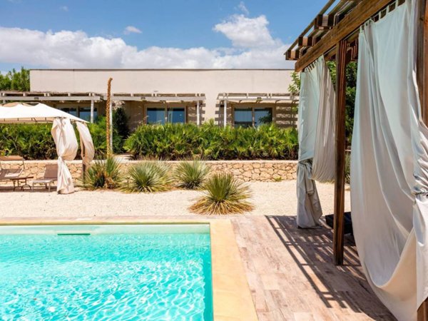 casa indipendente in vendita a Noto