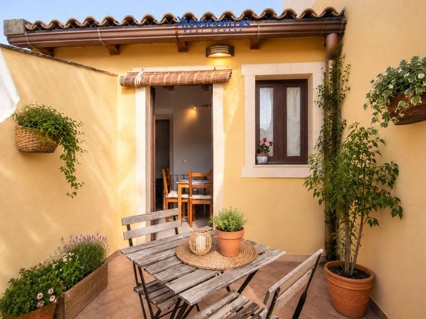 casa indipendente in vendita a Noto