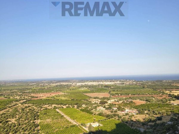 terreno edificabile in vendita a Noto