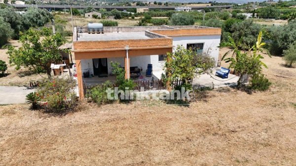 casa indipendente in vendita a Noto in zona Lido di Noto