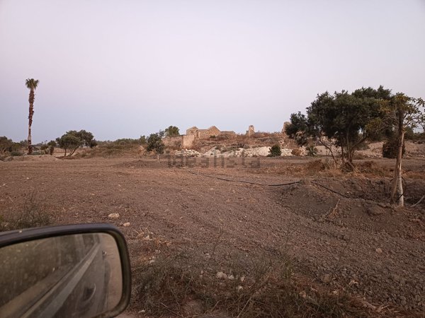 esavano in vendita a Noto in zona Vendicari