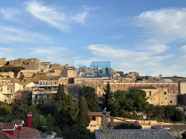 appartamento in vendita a Noto in zona Madonna Marina