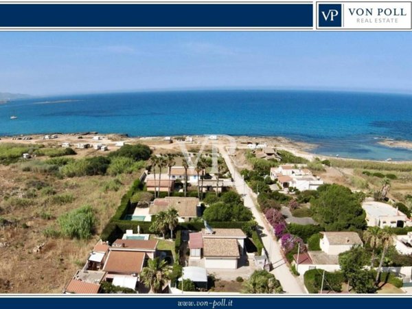 casa indipendente in vendita a Noto in zona Reitani