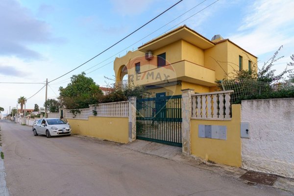 appartamento in vendita a Noto in zona Fondo Morte