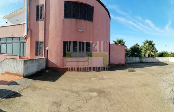casa indipendente in vendita a Noto in zona Testa dell'Acqua