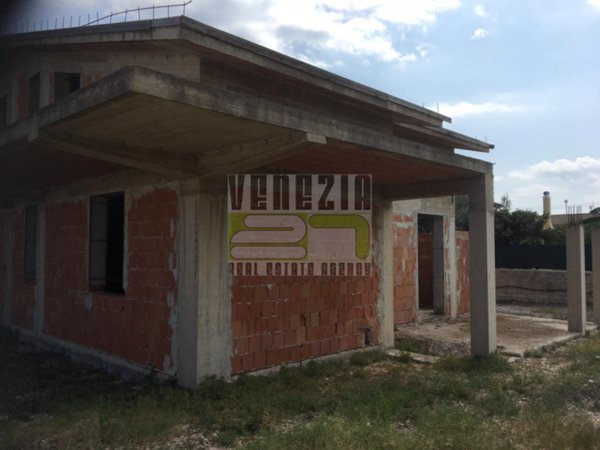 casa indipendente in vendita a Noto in zona Calabernardo