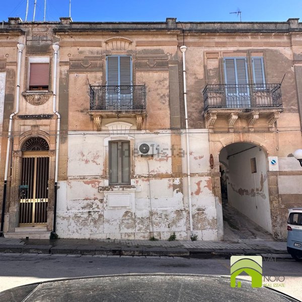 appartamento in vendita a Noto in zona Madonna Marina