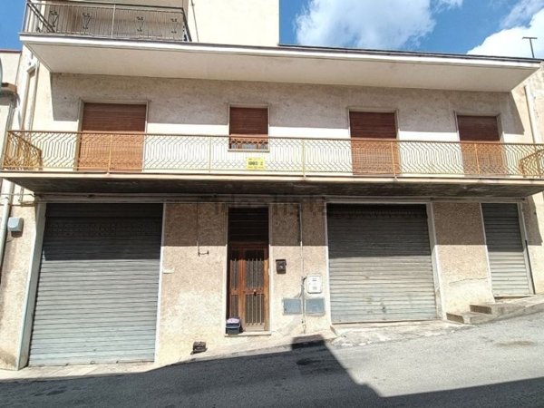 appartamento in vendita a Noto in zona Madonna Marina