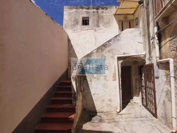 casa indipendente in vendita a Noto in zona Madonna Marina