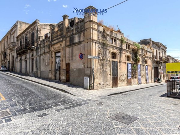 casa indipendente in vendita a Noto
