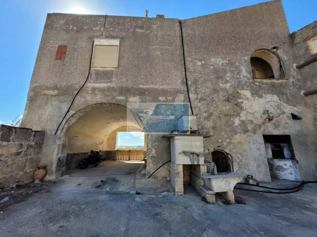 casa indipendente in vendita a Noto in zona Madonna Marina