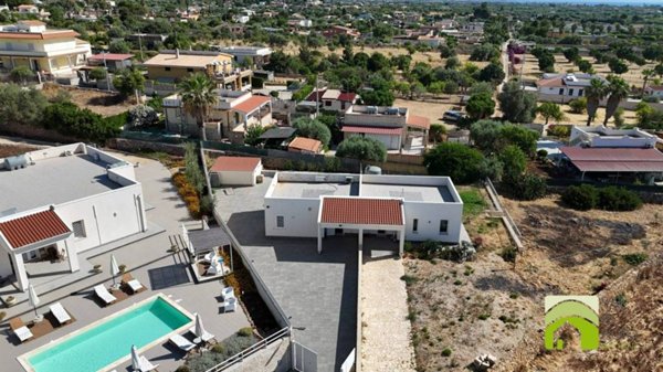 casa indipendente in vendita a Noto in zona Lido di Noto
