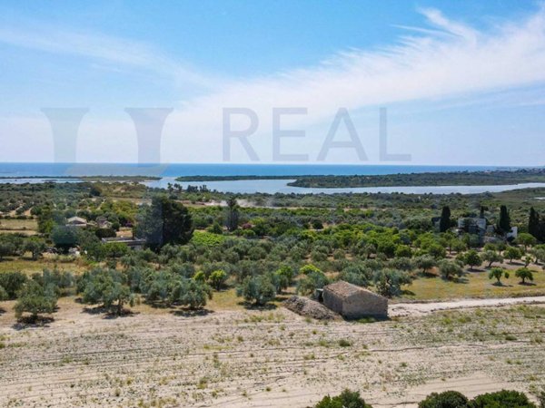 casa indipendente in vendita a Noto in zona Vendicari